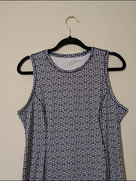 Southern Tide Lylee Geo Printed Performance Dress - Picture 5 of 10